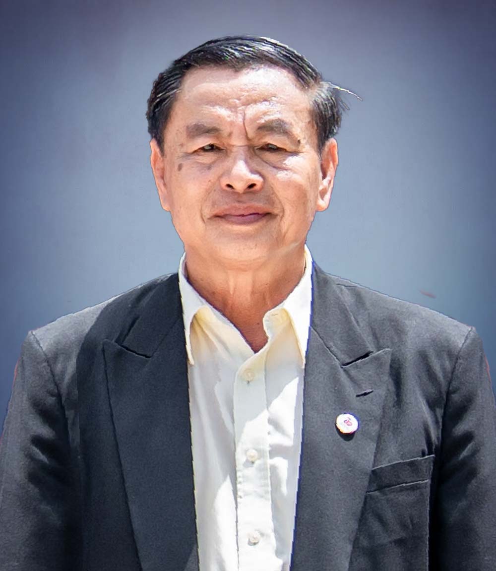 ឯកឧត្តម អ្នកឧកញ៉ា បណ្ឌិត សៀង ណាំ