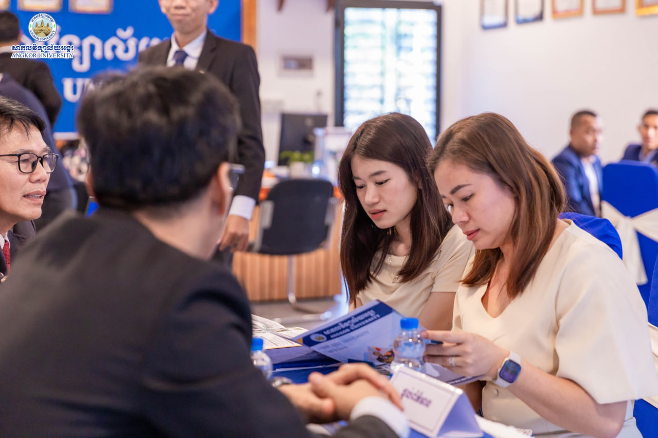 Students visit Angkor University to gather information and apply for their preferred programs